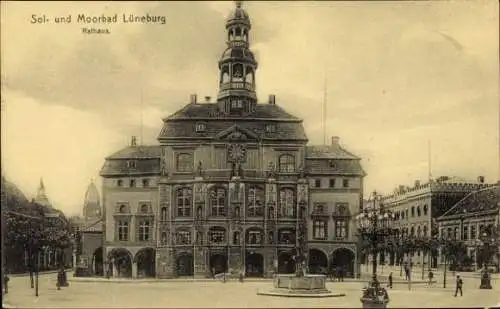 Ak Lüneburg in Niedersachsen, Rathaus, Brunnen