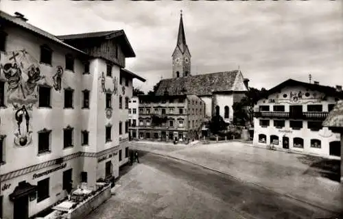 Ak Holzkirchen in Oberbayern, Marktplatz, Kirche