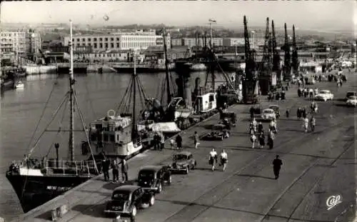 Ak Boulogne sur Mer Pas de Calais, Quai, Dampfer