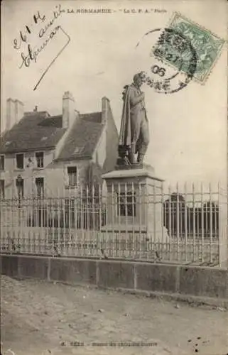 Ak Sées Orne, Statue du chimiste Comte