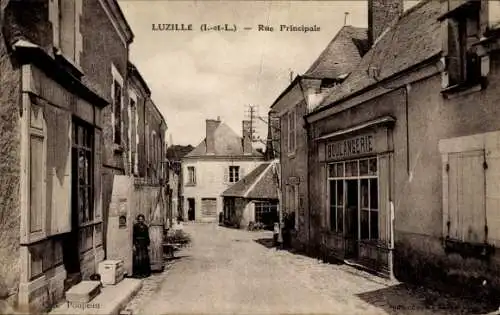 Ak Luzillé Indre et Loire, Rue Principale