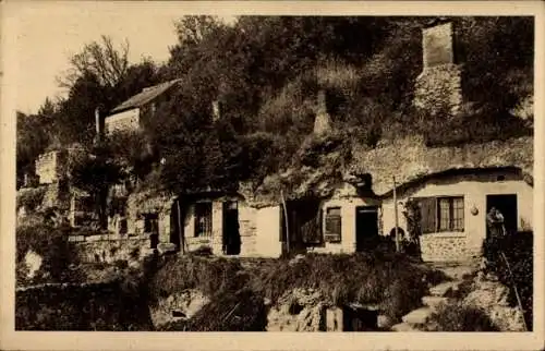 Ak Langeais Indre et Loire, Les Troglodytes modernes
