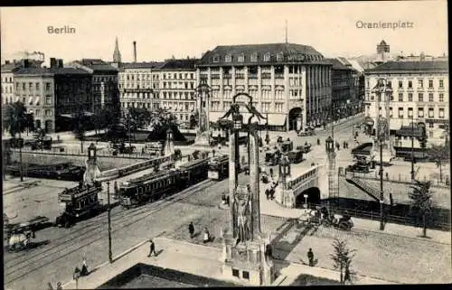 Ak Berlin Kreuzberg, Oranienplatz, Straßenbahnen, Busse, Kutschen