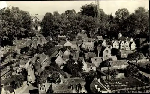 Ak Bourton on the Water Gloucestershire England, das Modelldorf