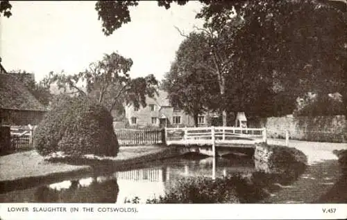Ak Lower Slaughter Cotswold Gloucestershire England, Dorf, Brücke