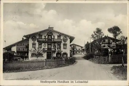 Ak Hundham Fischbachau in Oberbayern, Straßenpartie, Leitzachtal