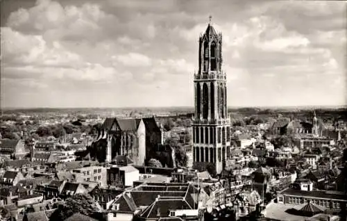 Ak Utrecht Niederlande, Domkirche, Stadtübersicht