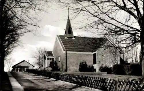Ak Owschlag in Schleswig Holstein, Straßenpartie mit Erlöserkirche