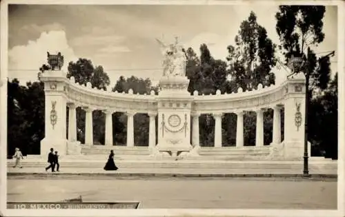 Ak Mexiko, Monumento a Juarez, Blick auf ein Denkmal, Säulen