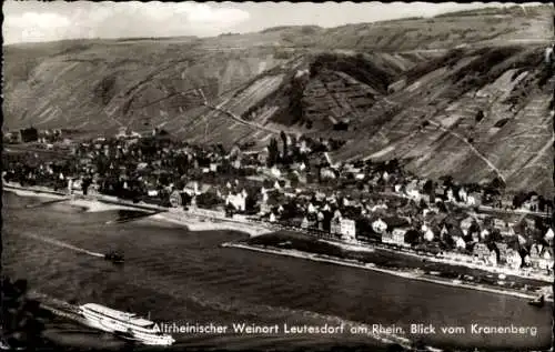 Ak Leutesdorf am Mittelrhein, Altrheinischer Weinort, Gesamtansicht, Blick vom Kranenberg