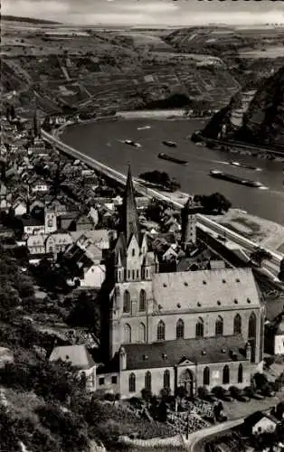 Ak Oberwesel am Rhein, Gesamtansicht, Kirche, Schiffe