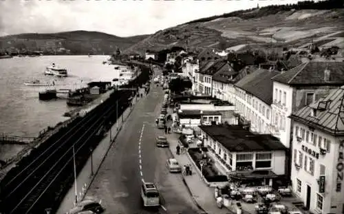 Ak Rüdesheim am Rhein, Teilansicht, Bahnstrecke