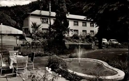 Ak Iserlohn im Märkischen Kreis, Hotel-Restaurant Korth, Springbrunnen, In der Kalle