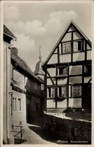 Ak Arnsberg im Sauerland Westfalen, Kaiserpförtchen, Fachwerkhaus, Kirchturm