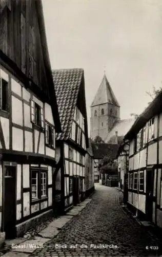 Ak Soest Westfalen, Gasse, Fachwerkhäuser, Paulikirche