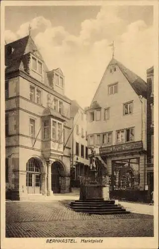 Ak Bernkastel an der Mosel, Marktplatz