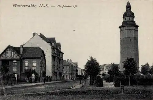 Ak Finsterwalde in der Niederlausitz, Hospitalstraße, Wasserturm