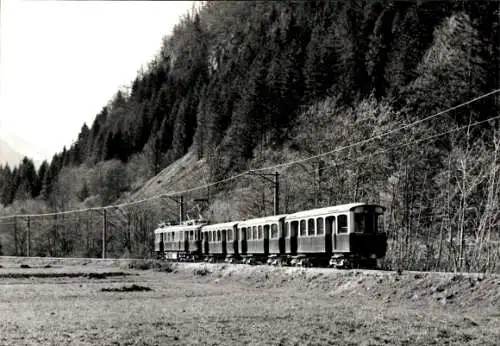 Ak Französische Eisenbahn, Hochspannungsleitung, Wald