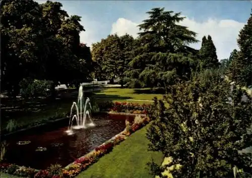 Ak Oberursel im Taunus Hessen, Anlagen, Springbrunnen