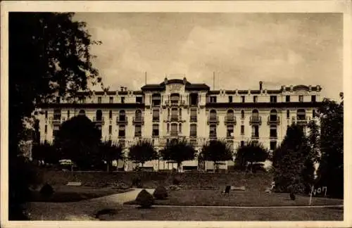 Ak Fontainebleau Seine et Marne, Savoy Hotel, Park