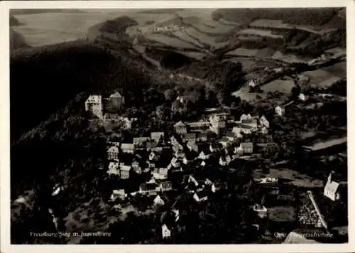 Ak Freusburg Kirchen Sieg Kreis Altenkirchen Rheinland Pfalz, Ort mit Jugendburg, Fliegeraufnahme