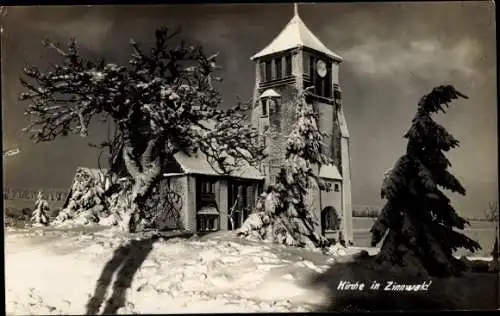 Foto Ak Zinnwald Georgenfeld Altenberg im Erzgebirge, Kirche, Winteransicht