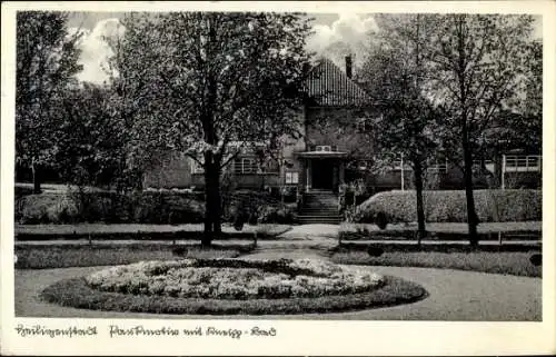 Ak Heiligenstadt, Parkmotiv mit Kneippbad, Blumenbeet