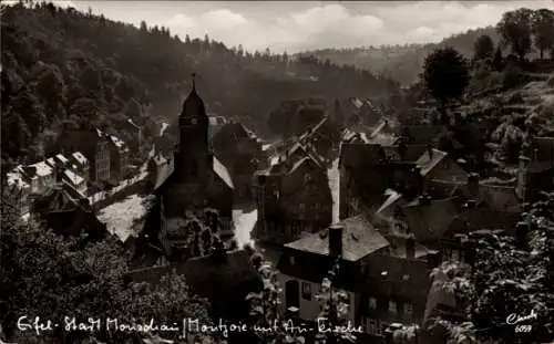 Ak Monschau Montjoie in der Eifel, Gesamtanischt, Kirchturm