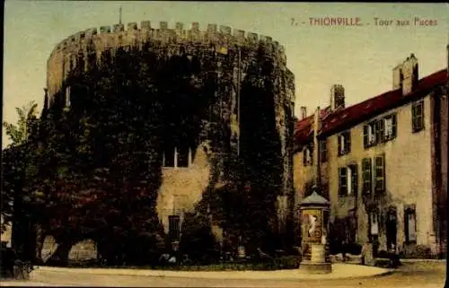 Ak Thionville Diedenhofen Lothringen Moselle, Tour aux Puces