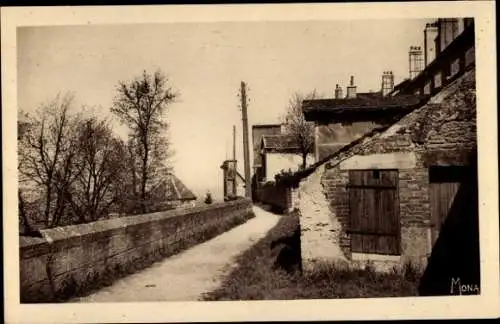 Ak Langres Haute Marne, Un coin des remparts