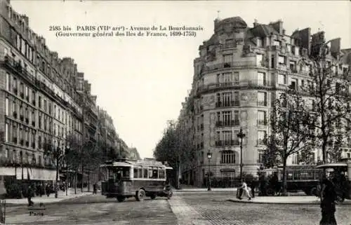 Ak Paris VIIe, Avenue de la Bourdonnais