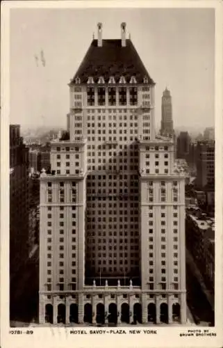 Ak New York, Hotel Savoy Plaza, Wolkenkratzer, Eingang