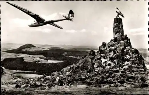 Ak Gersfeld in der Rhön Hessen, Fliegerdenkmal, Segelflugzeug, Inschrift