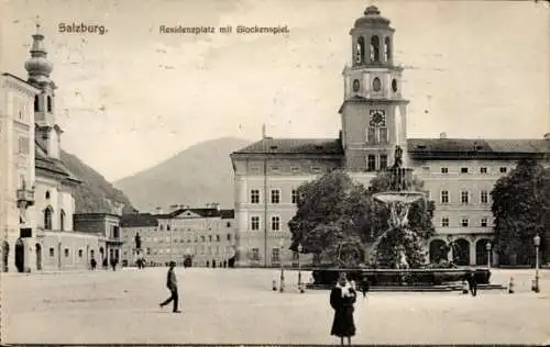 Ak Salzburg in Österreich, Residenzplatz, Glockenspiel, Brunnen