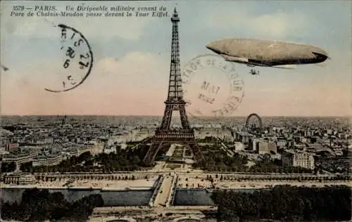 AK Paris, Militärluftschiff, Eiffelturm