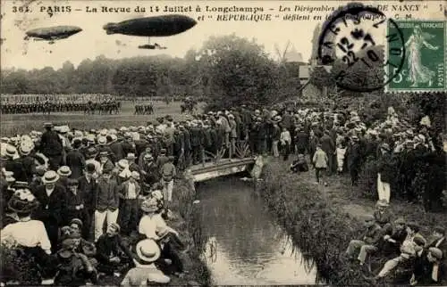 Ak Paris XVI, Bois de Boulogne, Die Menge im Moulin de Longchamps am Tag der Rezension am 14. Juli