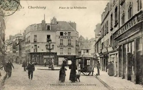 Ak Cherbourg Manche, Place de la Revolution