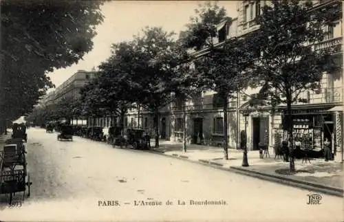 Ak Paris VII, Avenue de la Bourdonnais
