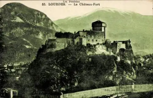 Ak Lourdes Hautes Pyrénées, Chateau-Fort