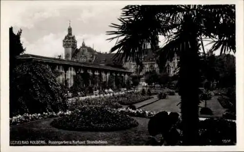 Ak Kołobrzeg Ostseebad Kolberg Pommern, Rosengarten, Kurhaus Strandschloss