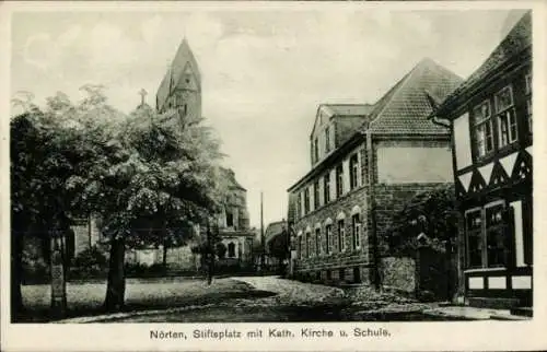 Ak Nörten Hardenberg in Niedersachsen, Stiftsplatz, katholische Kirche, Schule