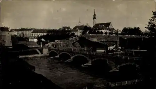 Foto Ak Narva Narwa Estland, Teilansicht, Brücke, Kirche
