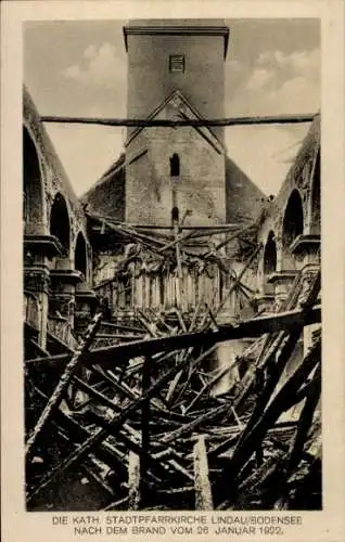 Ak Lindau am Bodensee Schwaben, Katholische Stadtpfarrkirche nach dem Brand 1922