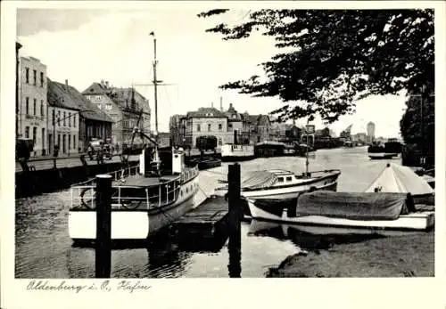 Ak Oldenburg in Oldenburg, Hafen, Boote