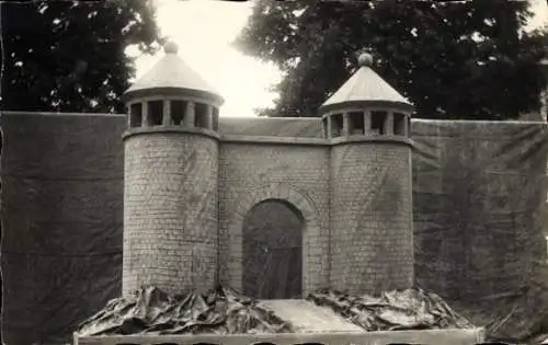 Foto Guebwiller Gebweiler Elsass Haut Rhin, Schlosstor, Türme