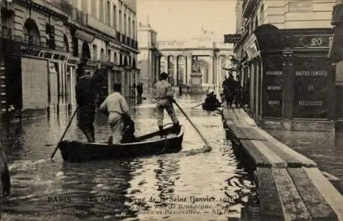 Ak Paris VII, Rue de Bourgogne, Die große Seineflut, Januar 1910