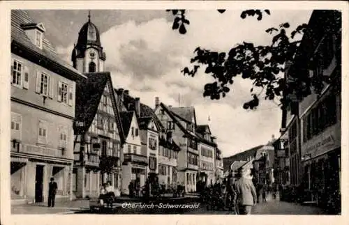 Ak Oberkirch im Renchtal Schwarzwald, Straßenpartie, Geschäfte