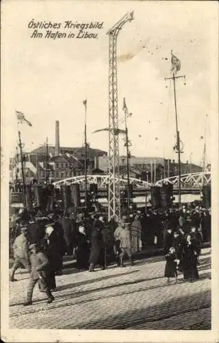 Ak Liepaja Libau Lettland, Hafen, Dampfer, östliches Kriegsbild