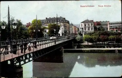 Ak St. Johann Saarbrücken im Saarland, Saar mit neuer Brücke