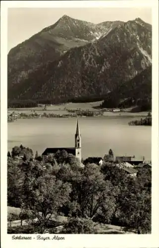 Ak Schliersee in Oberbayern, Teilansicht, Kirche, Gebirge